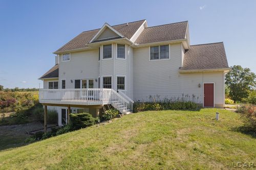 10454 Tipton Hwy, Tipton, MI, 49287-9712 | Card Image