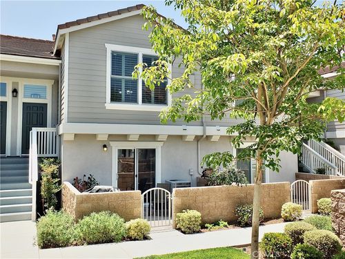 4639 Massimo Dr, Cypress, CA, 90630-2677 | Card Image