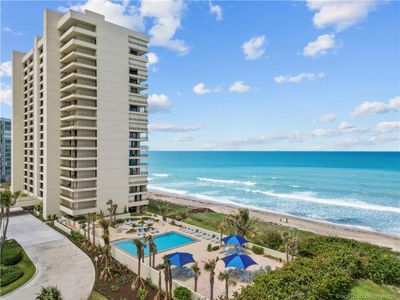 1035 - 8750 S Ocean Drive, Condo with 2 bedrooms, 2 bathrooms and 1 parking in Jensen Beach FL | Image 2