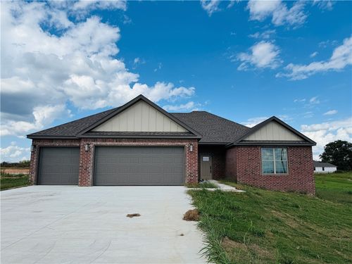 2550 Peterson Rd, Gentry, AR, 72734 | Card Image