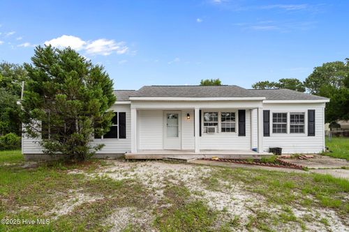 146 Ash Ct, Hubert, NC, 28539-4438 | Card Image