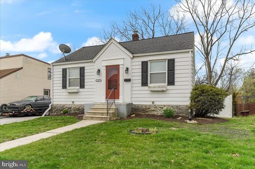 221 Martin Ln, NORWOOD, PA, 19074-1018 | Card Image