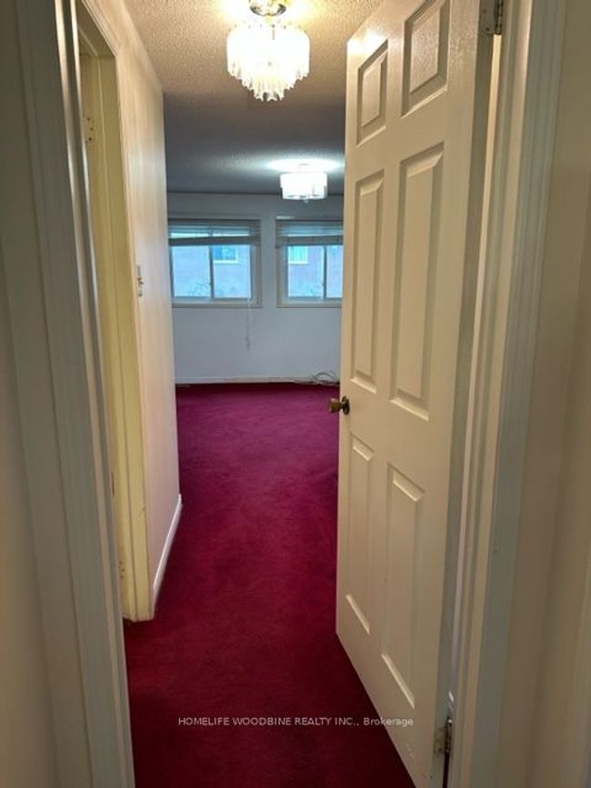 MAIN - 210 Ecclestone Dr, House other with 4 bedrooms, 3 bathrooms and 1 parking in Brampton ON | Image 36