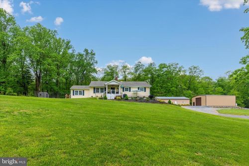 1676 Monument Rd, MIDDLETOWN, MD, 21769-9601 | Card Image