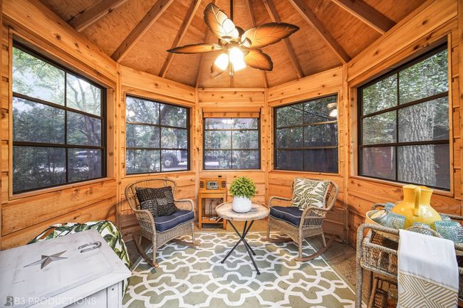 8660 W 130 Th St, House other with 3 bedrooms, 2 bathrooms and 2 parking in Palos Park IL | Image 26