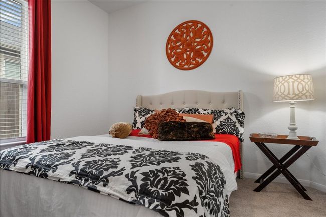 181 Durian Loop, House other with 3 bedrooms, 2 bathrooms and null parking in Buda TX | Image 21