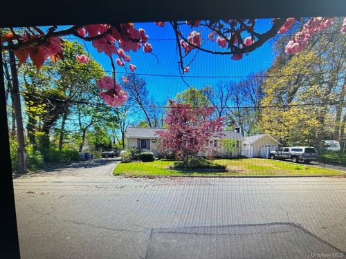 81-81 Union Ave, Amityville, NY, 11701-3023 | Card Image