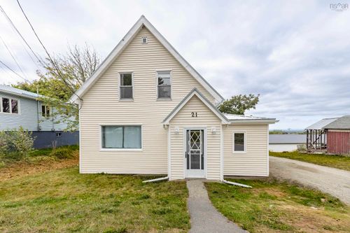 21 Mechanic St, Springhill, NS, B0M1X0 | Card Image