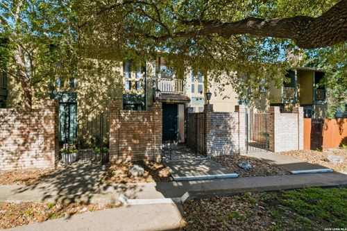 101-3678 Hidden Dr, San Antonio, TX, 78217-4601 | Card Image