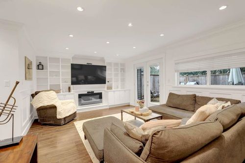 8-20945 Camwood Ave, Maple Ridge, BC, V2X2N9 | Card Image
