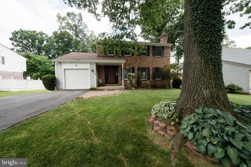 131 Summit Hall Rd, Gaithersburg, MD, 20877-1848 | Card Image