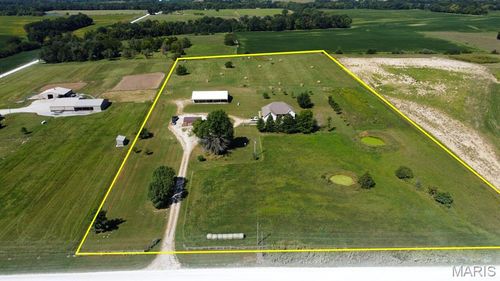 12201 S Clinkenbeard Rd, Ashland, MO, 65010-9124 | Card Image