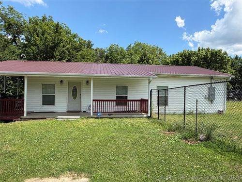 102 N 3rd Street, Hartshorne, OK, 74547 | Card Image