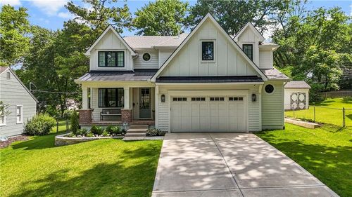 4122 W 73rd Ter, Prairie Village, KS, 66208-2935 | Card Image