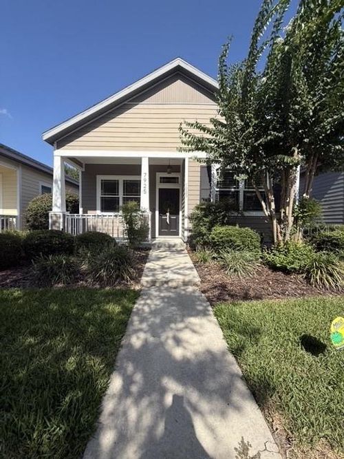 7925 82nd Dr, GAINESVILLE, FL, 32608-9533 | Card Image
