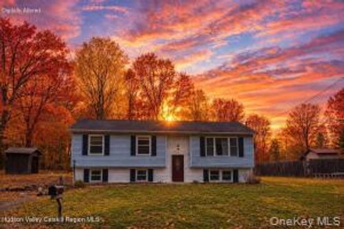 40 Cathy Jo Pl, Accord, NY, 12404-5106 | Card Image