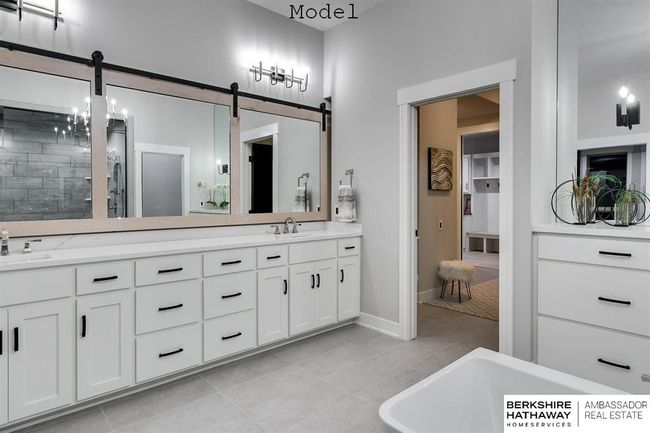 3902 S 212 Th St, House other with 4 bedrooms, 4 bathrooms and 4 parking in Elkhorn NE | Image 36