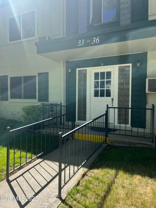 33-1945 4th St, Sparks, NV, 89431-3170 | Card Image