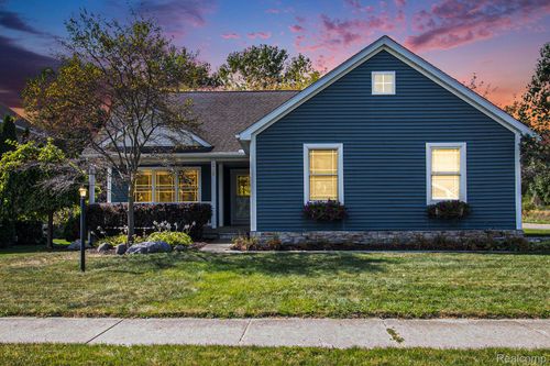 245 Andrea Ave, Linden, MI, 48451-9681 | Card Image