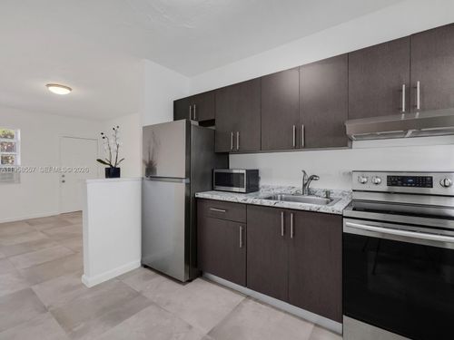 2-440 Ne 69th St, Miami, FL, 33138 | Card Image
