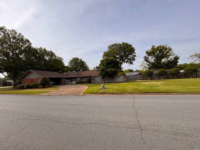 1002 S Lowe St, House other with 3 bedrooms, 4 bathrooms and null parking in Stuttgart AR | Image 5