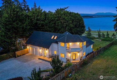 108 Livingston Bay Rd, Camano Island, WA, 98282-8704 | Card Image