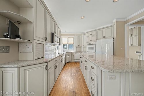 41714 Dukesbury Ct, Novi, MI, 48375-4785 | Card Image