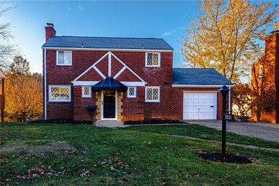 5251 Meadowgreen, House other with 3 bedrooms, 1 bathrooms and 1 parking in Whitehall PA | Image 1