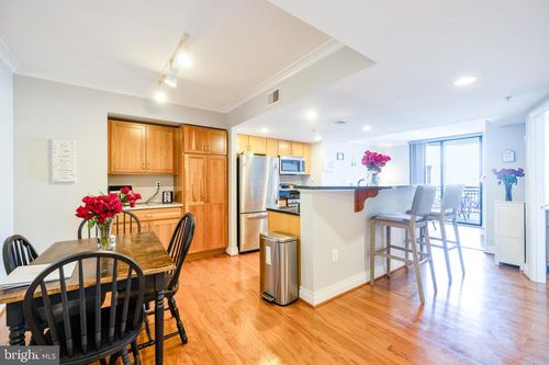 apt-1108-414 Water St, BALTIMORE, MD, 21202-3253 | Card Image