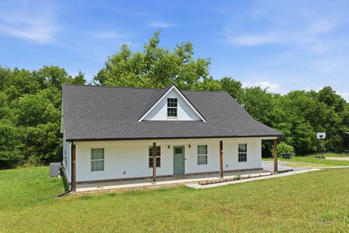 94 Hickory Ridge Ln, Woodbury, TN, 37190-1685 | Card Image