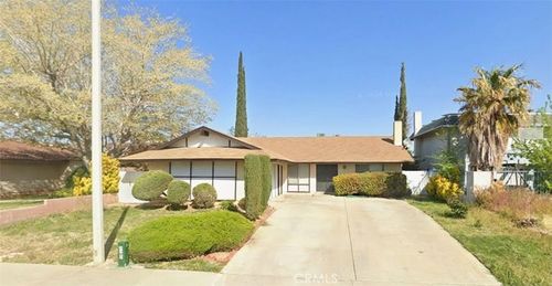 39063 Willowvale Rd, Palmdale, CA, 93551-3913 | Card Image