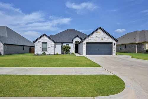 172 Crenshaw Ct, Stephenville, TX, 76401-1796 | Card Image