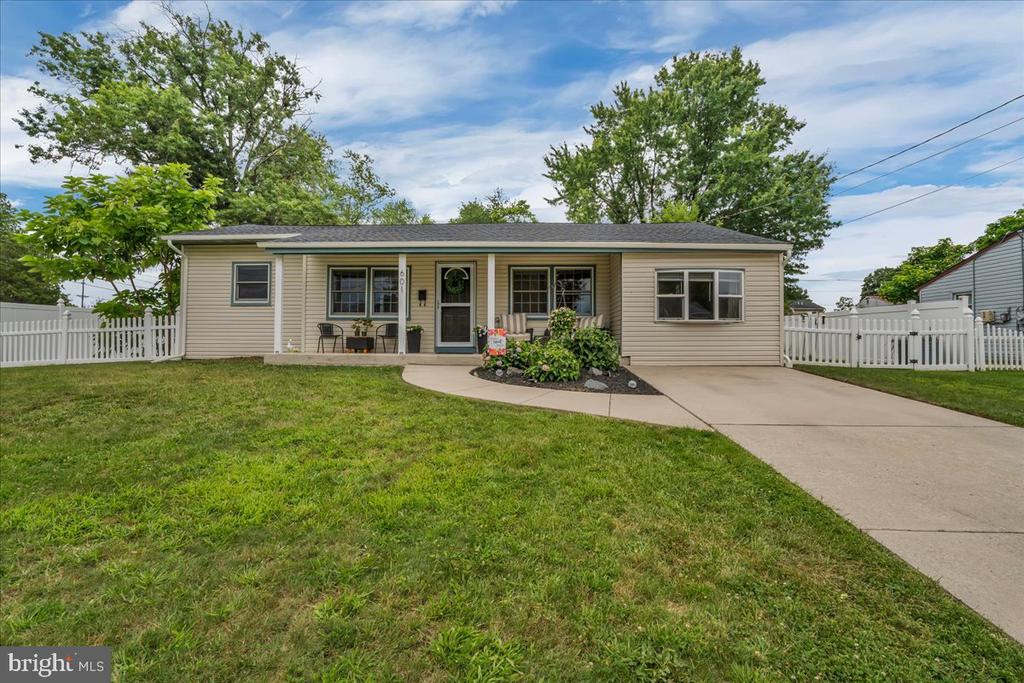Residential in SOMERDALE 2