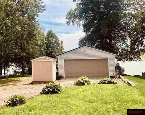 46567 Evergreen Ln, Cleveland, MN, 56017-4528 | Card Image
