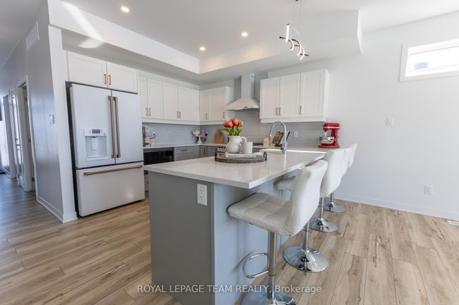 178 Tom Gavinski St, House other with 3 bedrooms, 3 bathrooms and 4 parking in Arnprior ON | Image 6