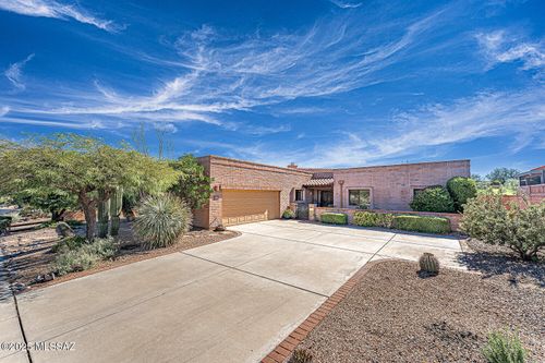 2051 W Vía Del Picamaderos, Green Valley, AZ, 85622 | Card Image