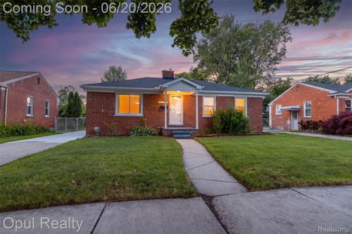 11441 Brookfield St, Livonia, MI, 48150-5713 | Card Image