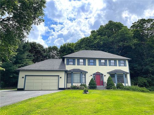 4589 Stoneledge Ln, Manlius, NY, 13104-2375 | Card Image