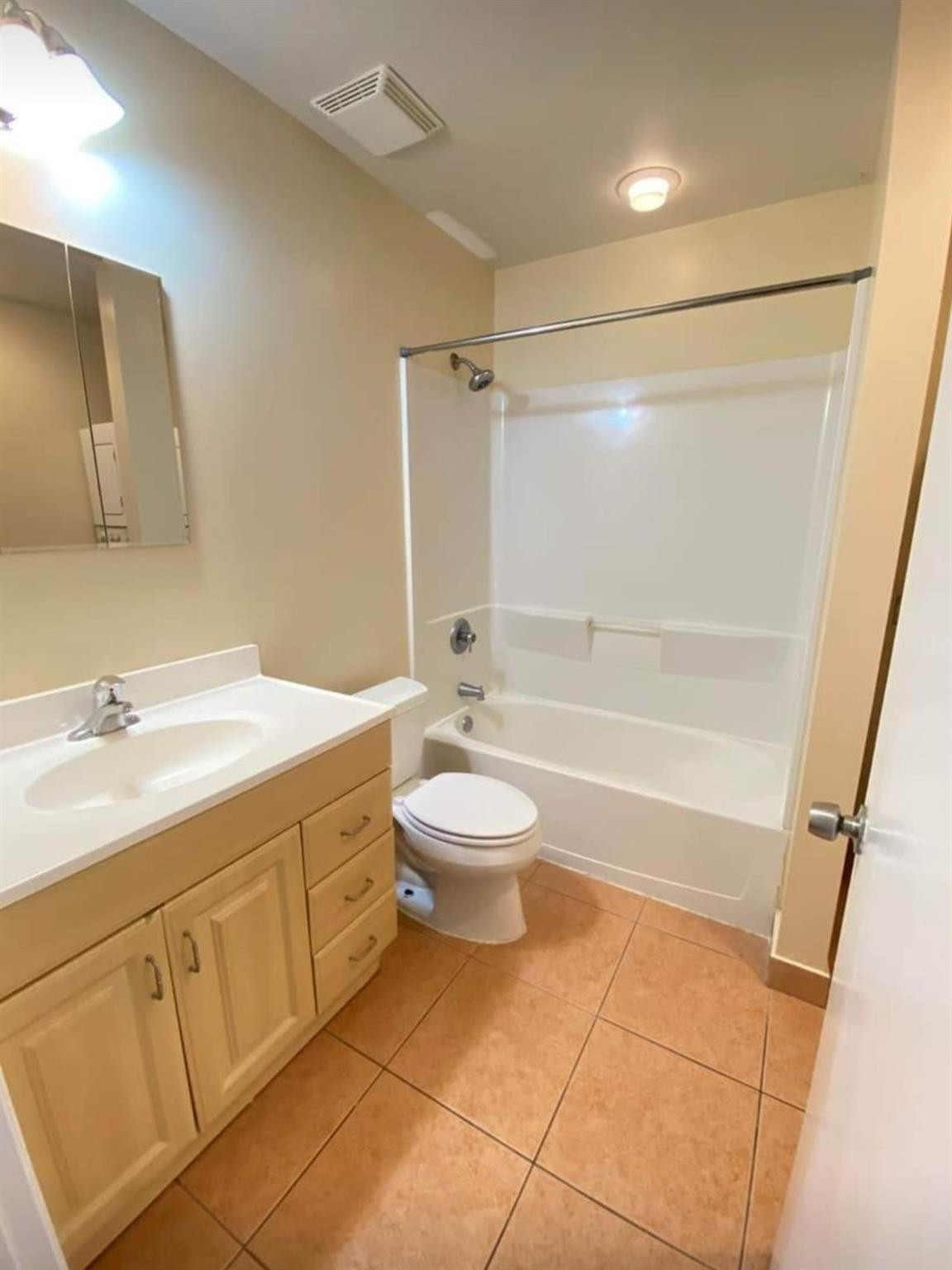 Residential Lease in Pompano Beach 4