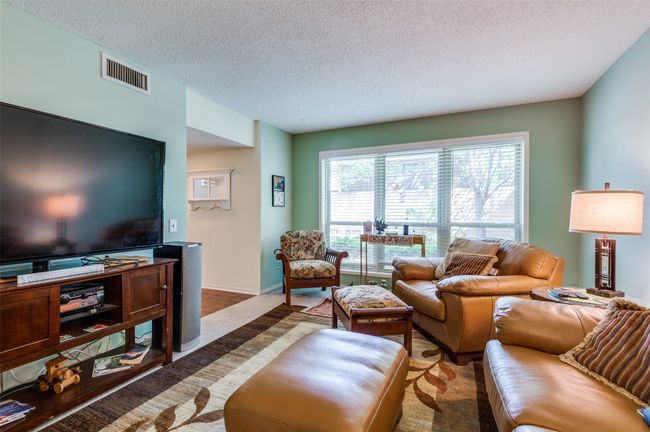 1809 N Macarthur Blvd, Townhouse with 3 bedrooms, 3 bathrooms and null parking in Irving TX | Image 6