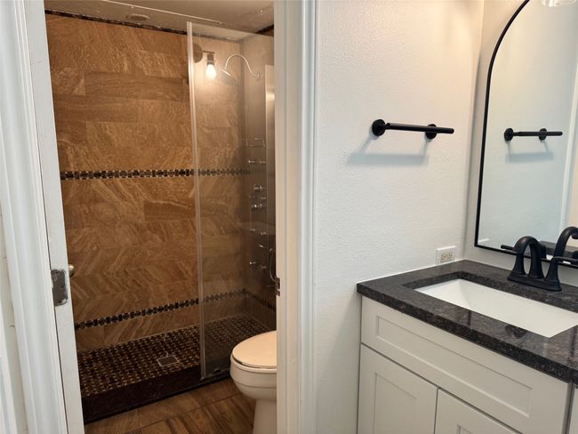 APT-208 - 9910 Royal Ln, Condo with 1 bedrooms, 2 bathrooms and null parking in Dallas TX | Image 15