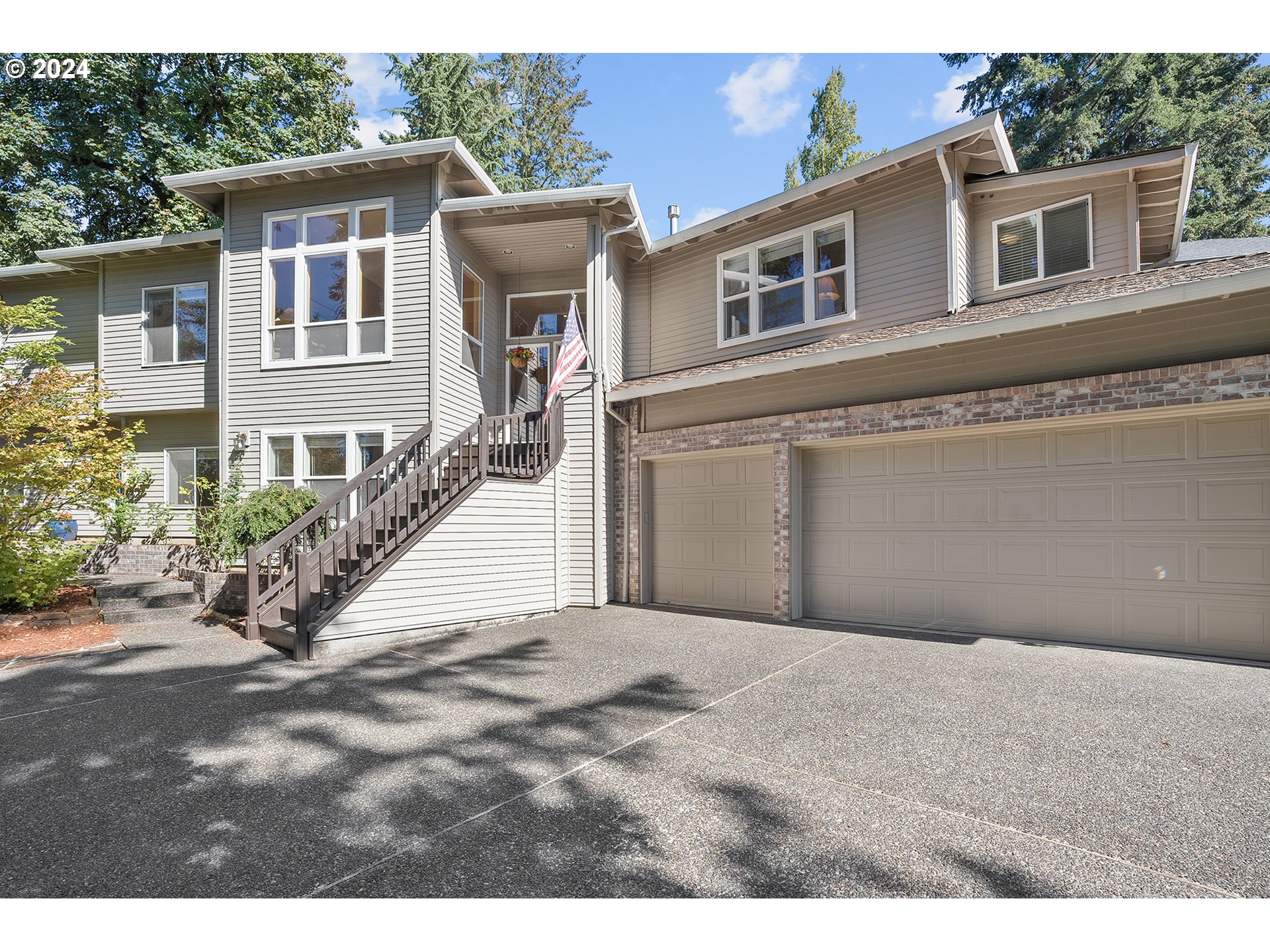 Tipperary Ct, West Linn, OR 97068