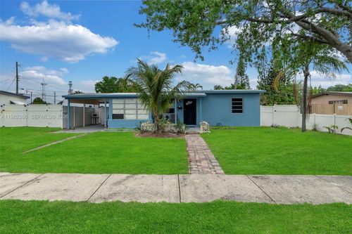 1449 Ne 51st St, Pompano Beach, FL, 33064-5733 | Card Image
