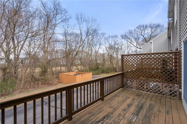 844 Bullocks Point Ave, Condo with 2 bedrooms, 3 bathrooms and 1 parking in Riverside RI | Image 22