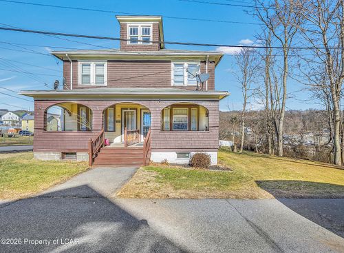 101 E 1st St, Plymouth, PA, 18651-1961 | Card Image