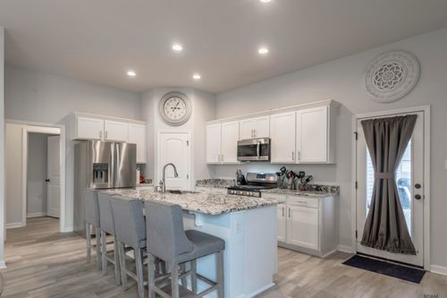 1202 Rustic Pine Dr, Baton Rouge, LA, 70820 | Card Image