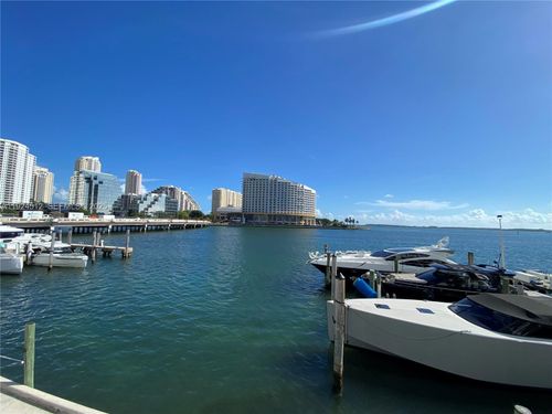 apt-343-825 Brickell Bay Dr, Miami, FL, 33131-2968 | Card Image