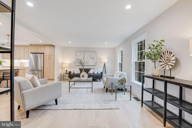9051 Laurel Hill Ct, House other with 5 bedrooms, 4 bathrooms and null parking in VIENNA VA | Image 12