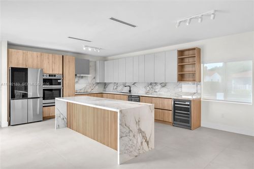 1200 Sw 23rd Ct, Miami, FL, 33135-5033 | Card Image