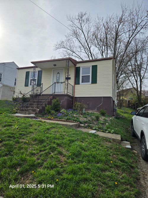 2558 Avon Dr, Crescent Park, KY, 41017-1659 | Card Image